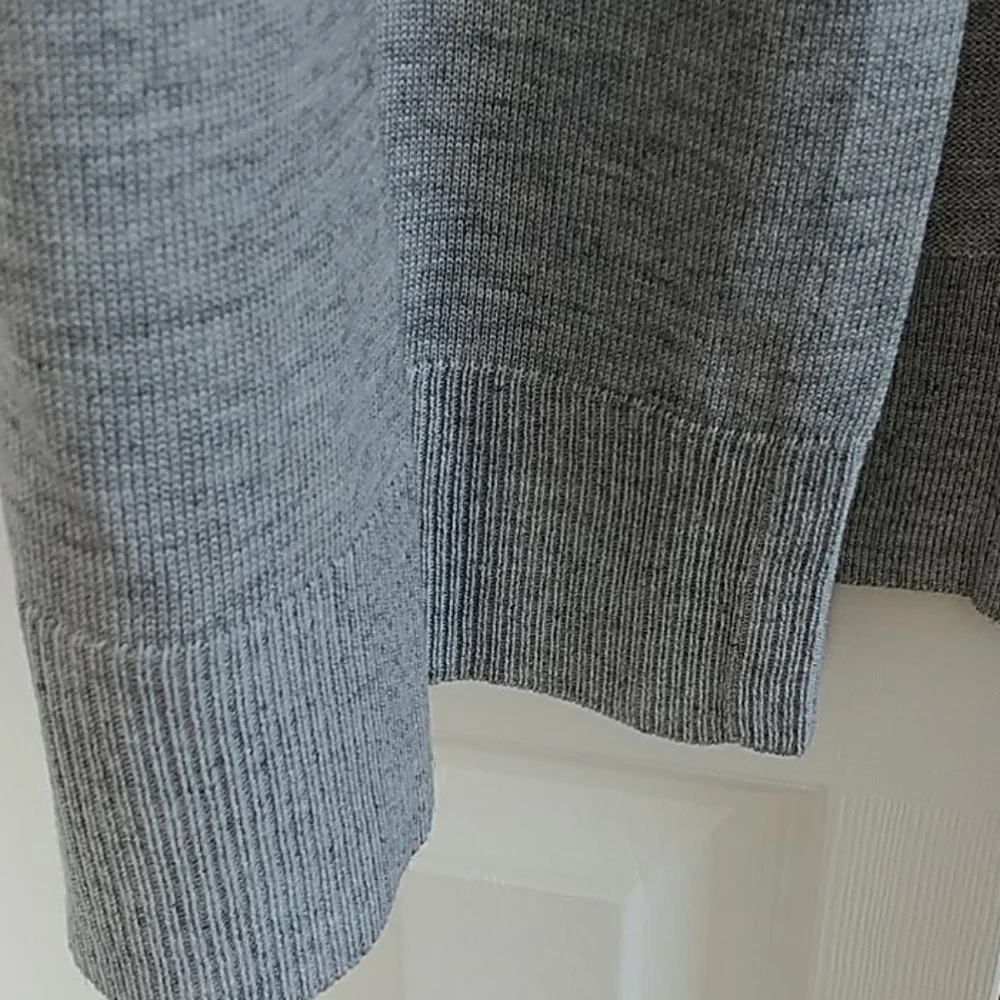 Metric, Heather Grey Cardigan w Bell Sleeves, Sz L - Picture 9 of 12